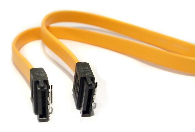 Image of S-ATA Cable 40cm Orange *With Metal Clip* (IT4703)