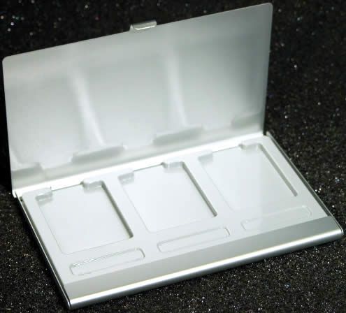 Image of Slim Aluminium memorycard holder (3x SD) (IT3736)
