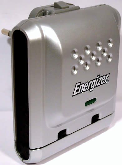Image of Energizer Compact Travel Charger +2xAA +2xAAA free (IT3256)
