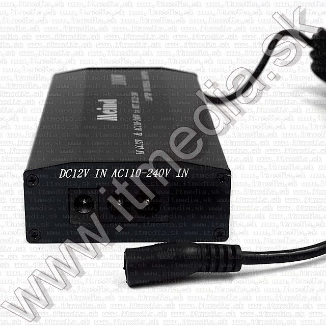 Image of Meind Universal Laptop CAR Charger 12-230V 100Watt LCD (IT7328)