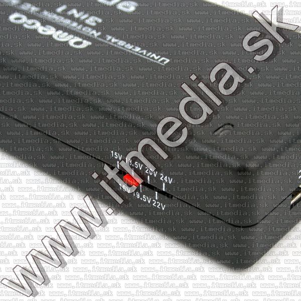 Image of Omega Universal Notebook (Laptop) charger 90W 3-in-1 (IT5543)