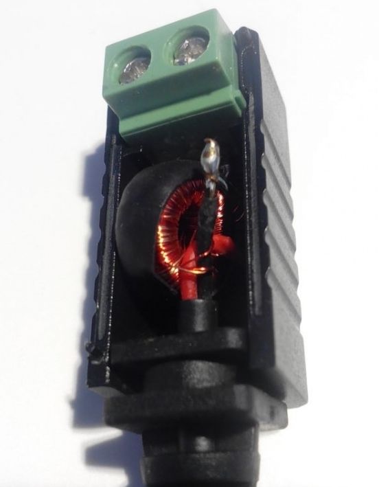 Image of BNC connector *Video Balun* Cable Screw mount  (IT12556)
