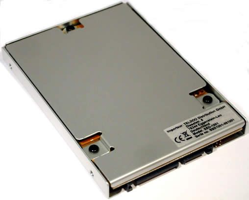 Image of Trifoo SD-HC to Laptop S-ATA 2.5 SSD RAID Converter (IT3253)