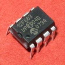 Image of Electronic parts *Microcontroller* PIC12F683 I/P DIP-8 (IT10982)