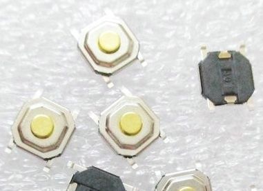 Image of Elektromos mikrokapcsoló *SMD* 4x4x1.5mm (IT12164)