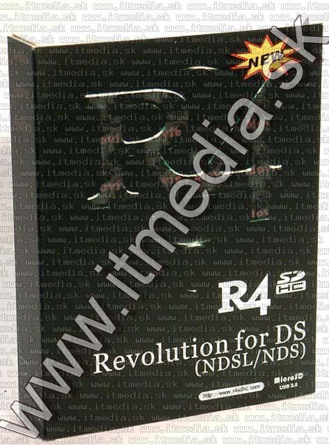 Image of R4 Revolution for Nintendo DS microSD-HC (IT3929)