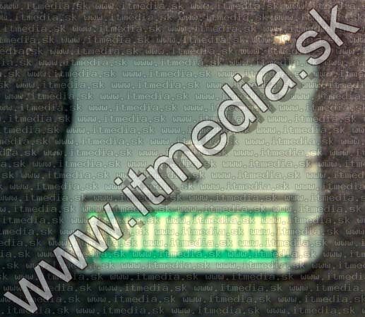 Image of R4 Revolution for Nintendo DS microSD-HC (IT3929)