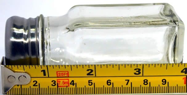 Image of Glass Salt and Pepper Shaker 10cm *round* (IT3962)
