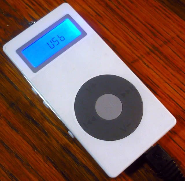 Image of Great Electronics *SD Card* MP3 Player (ipod style) (IT5782)