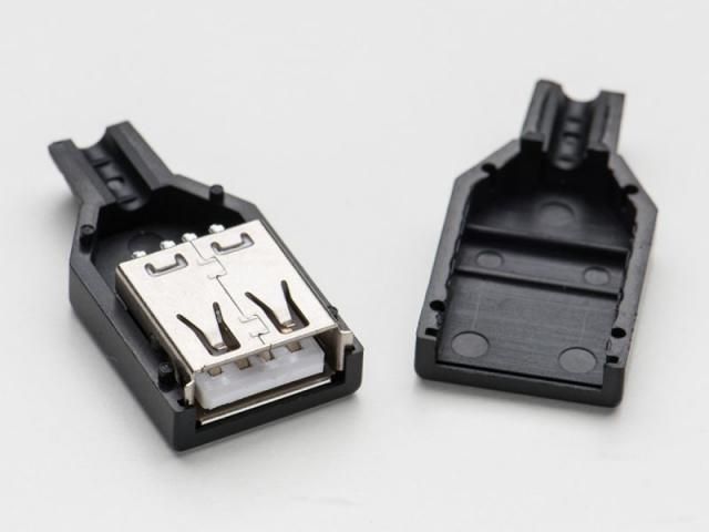 Image of USB Female A connector **plastic housing** (IT11100)
