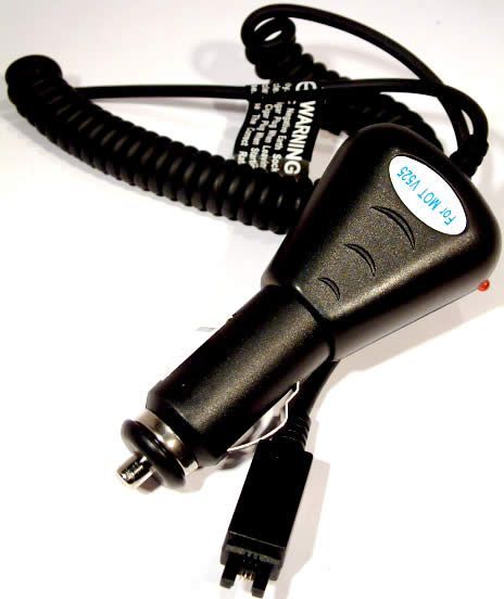 Motorola V525 12V mobile charger, noname (IT3105) Image of Motorola V525 12V mobile charger, noname (IT3105)